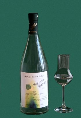 <br>Artikel-Nr.: 1000<br>1,0 Fl. Trauben-Trester 40% Vol.<br>Deutsches Erzeugnis<br>